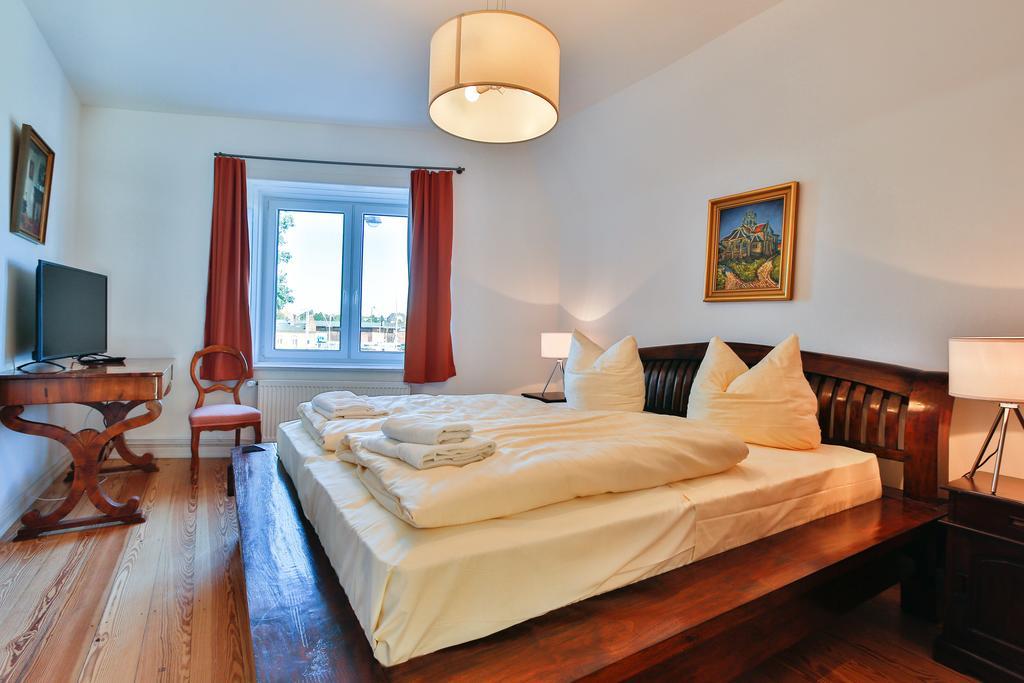 Riverside Apartments Любек Экстерьер фото